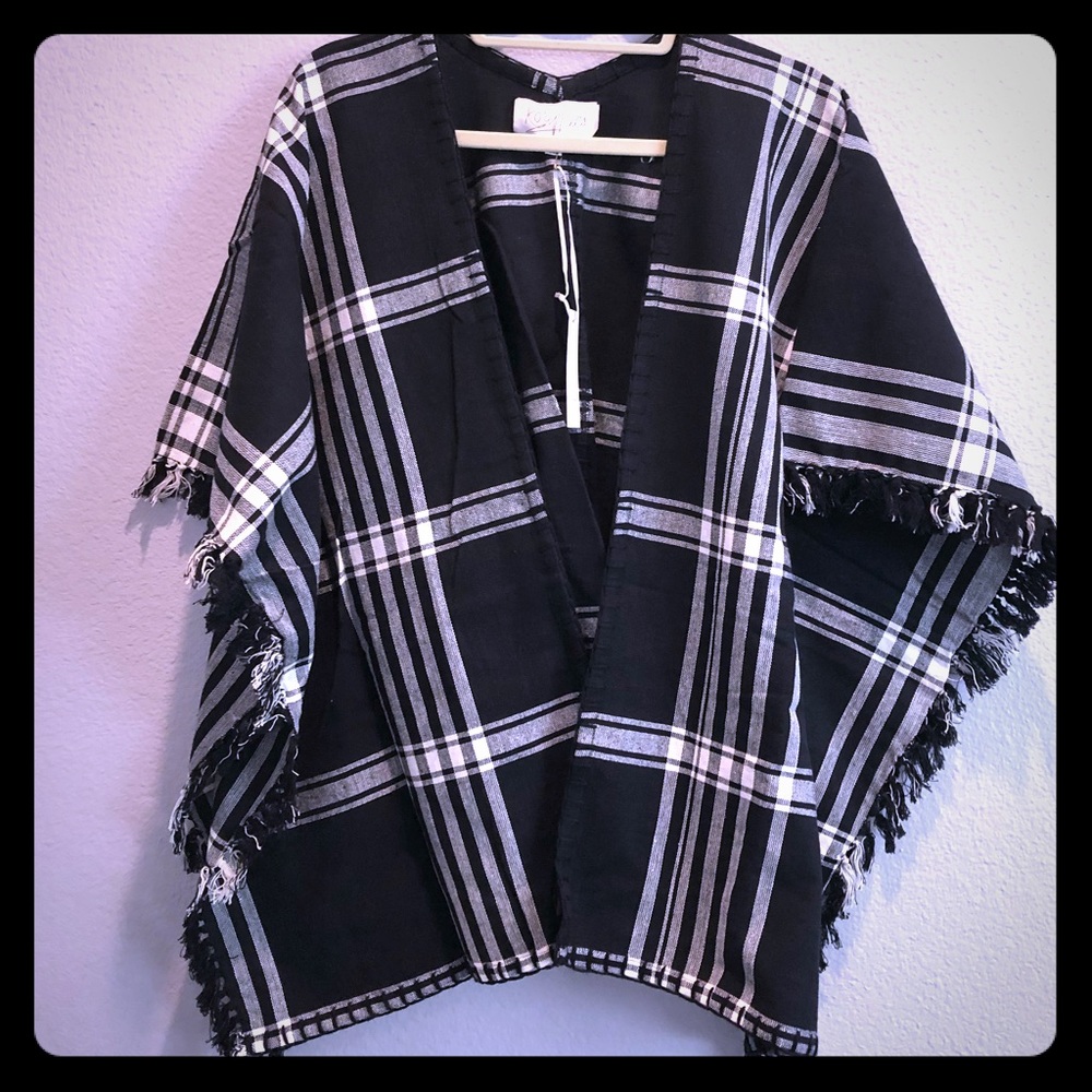 Plaid Ruana